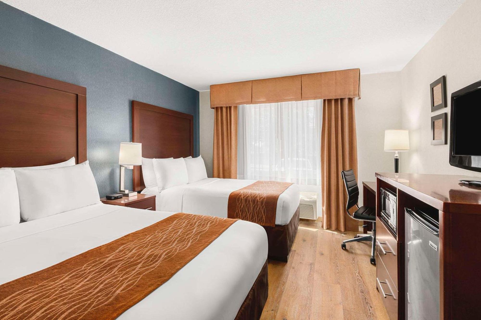 Comfort Inn & Suites Vancouver Downtown City Center Экстерьер фото