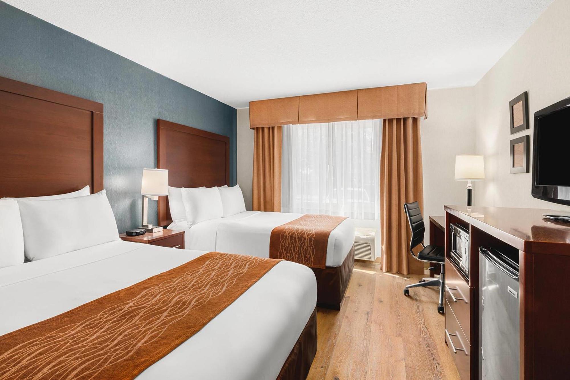 Comfort Inn & Suites Vancouver Downtown City Center Экстерьер фото