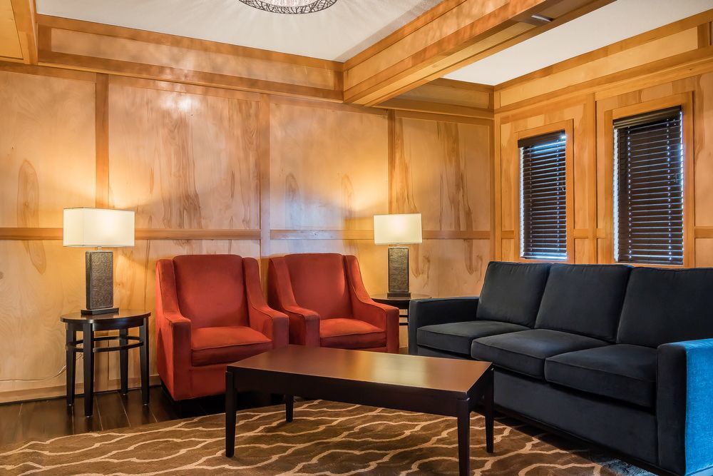 Comfort Inn & Suites Vancouver Downtown City Center Экстерьер фото