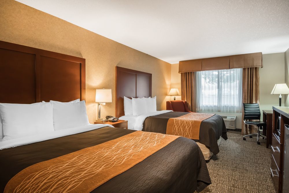Comfort Inn & Suites Vancouver Downtown City Center Экстерьер фото