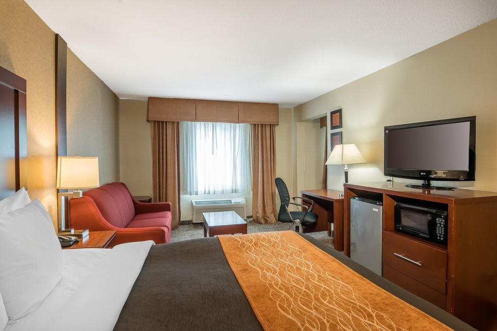 Comfort Inn & Suites Vancouver Downtown City Center Экстерьер фото